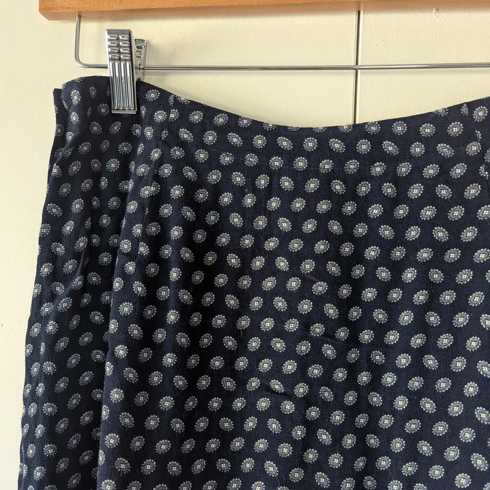 Merona Dark Blue Mini Skirt with White Pattern - Picture 3 of 6